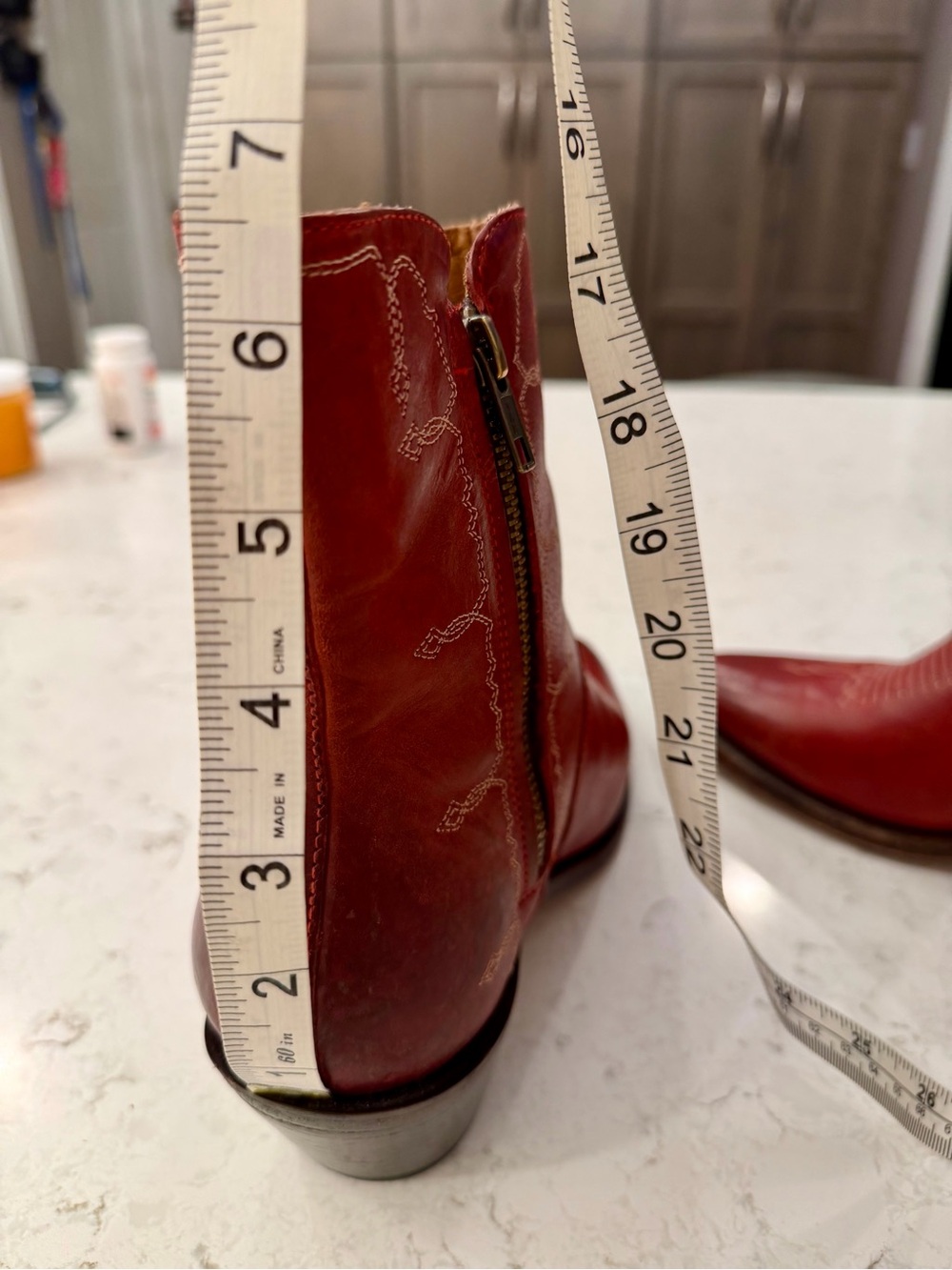 Luchesse Women’s Red Leather Western Ankle Boots Like New Size 7.5 - Picture 12 of 13